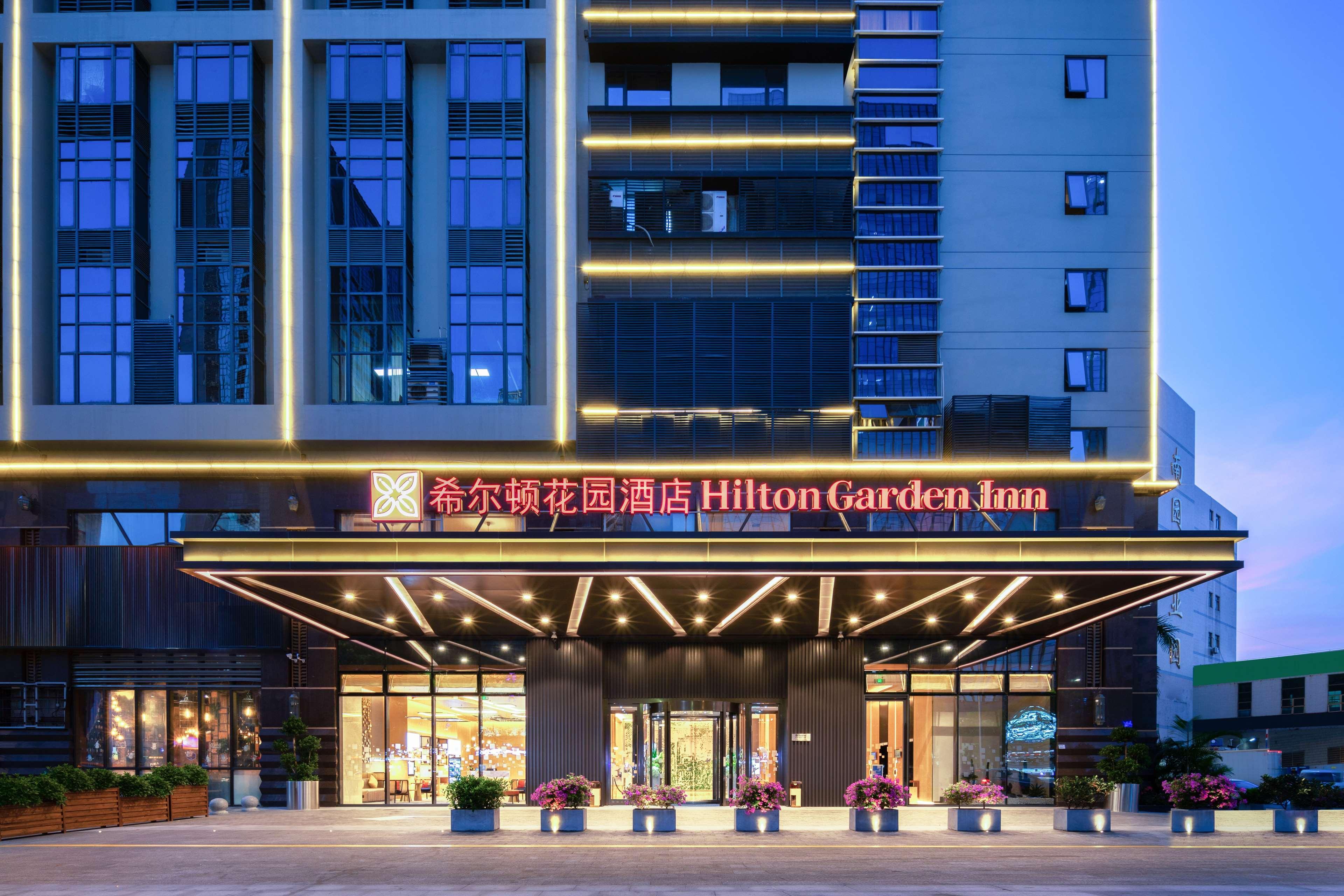 Hilton Garden Inn Shenzhen Nanshan Avenue Exterior photo