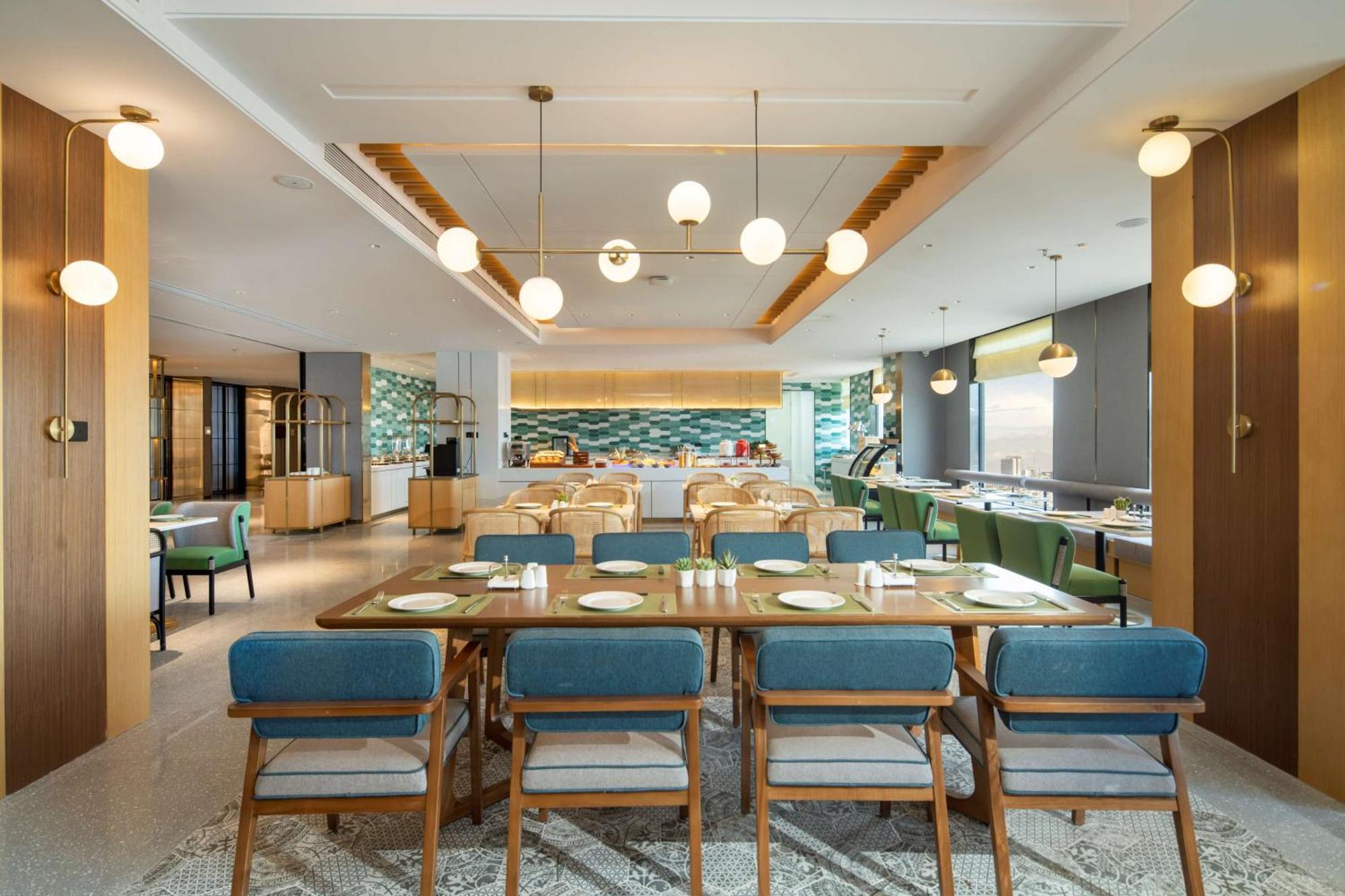 Hilton Garden Inn Shenzhen Nanshan Avenue Exterior photo